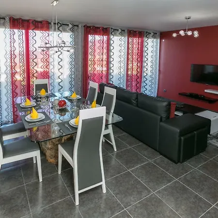 Casa de Campo Casa Do Pico Arco da Calheta (Madeira)